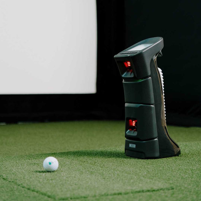 Uneekor EYE MINI Golf Simulator Package